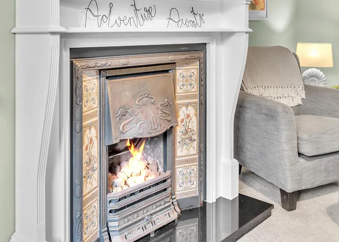 Adventure Cottage - Whitby
